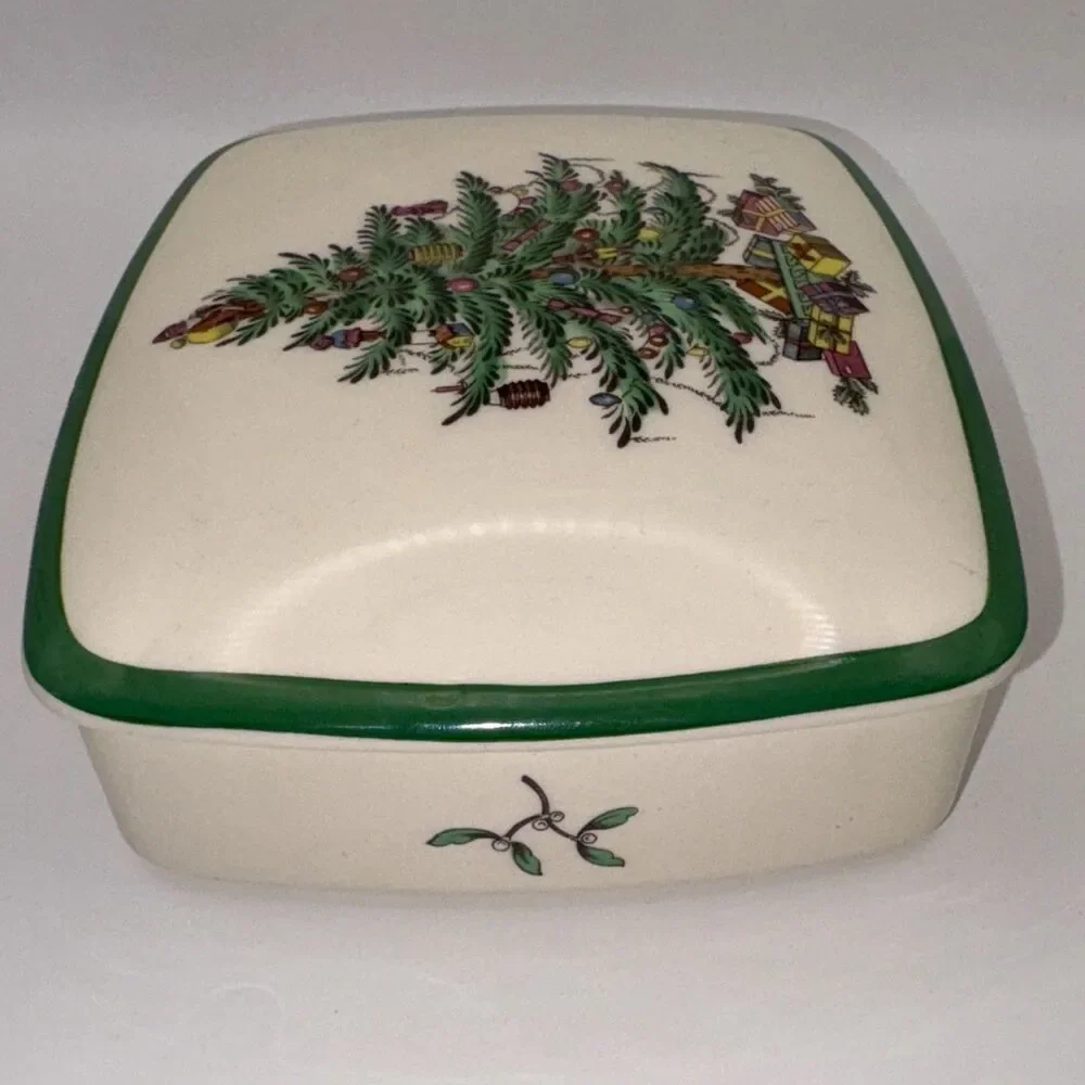 Spode Christmas Tree Covered Trinket Box Dish England